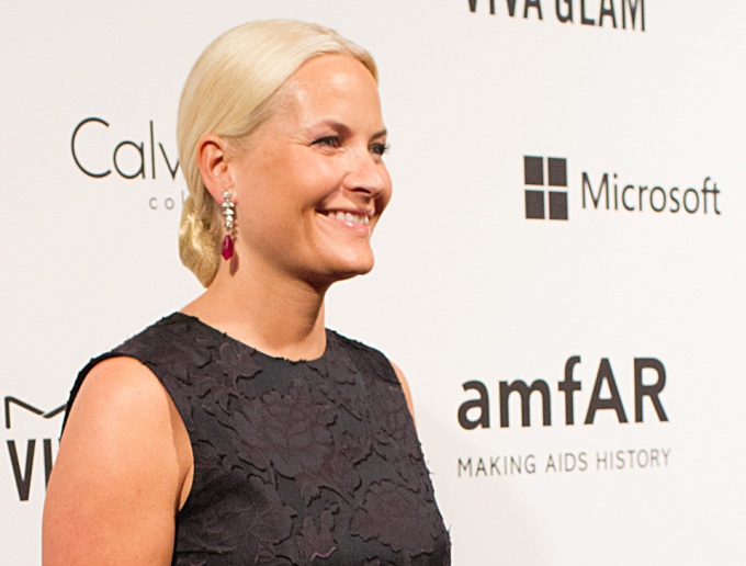 In June 2014, the Crown Princess received the prestigious amfAR Award of Inspiration for her many years of work to prevent AIDS. The award was presented by the American Foundation for Aids Research. Photo: Kevin Tachman.
